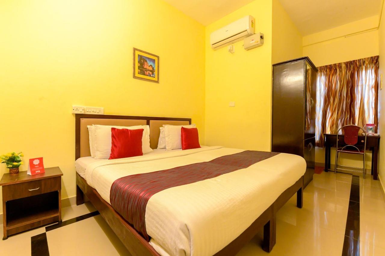 Oyo 8273 Diamond Inn Kochi Exterior photo